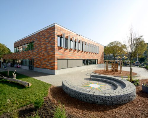 architectuur-fotograaf-fotografie-architectuurfotograaf-deventer-basisschool-Emmerhout-Kristinsson-architect-Daan Josee